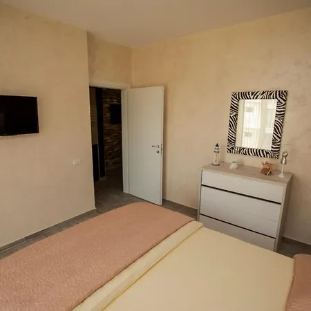 Apartament Golden 2
